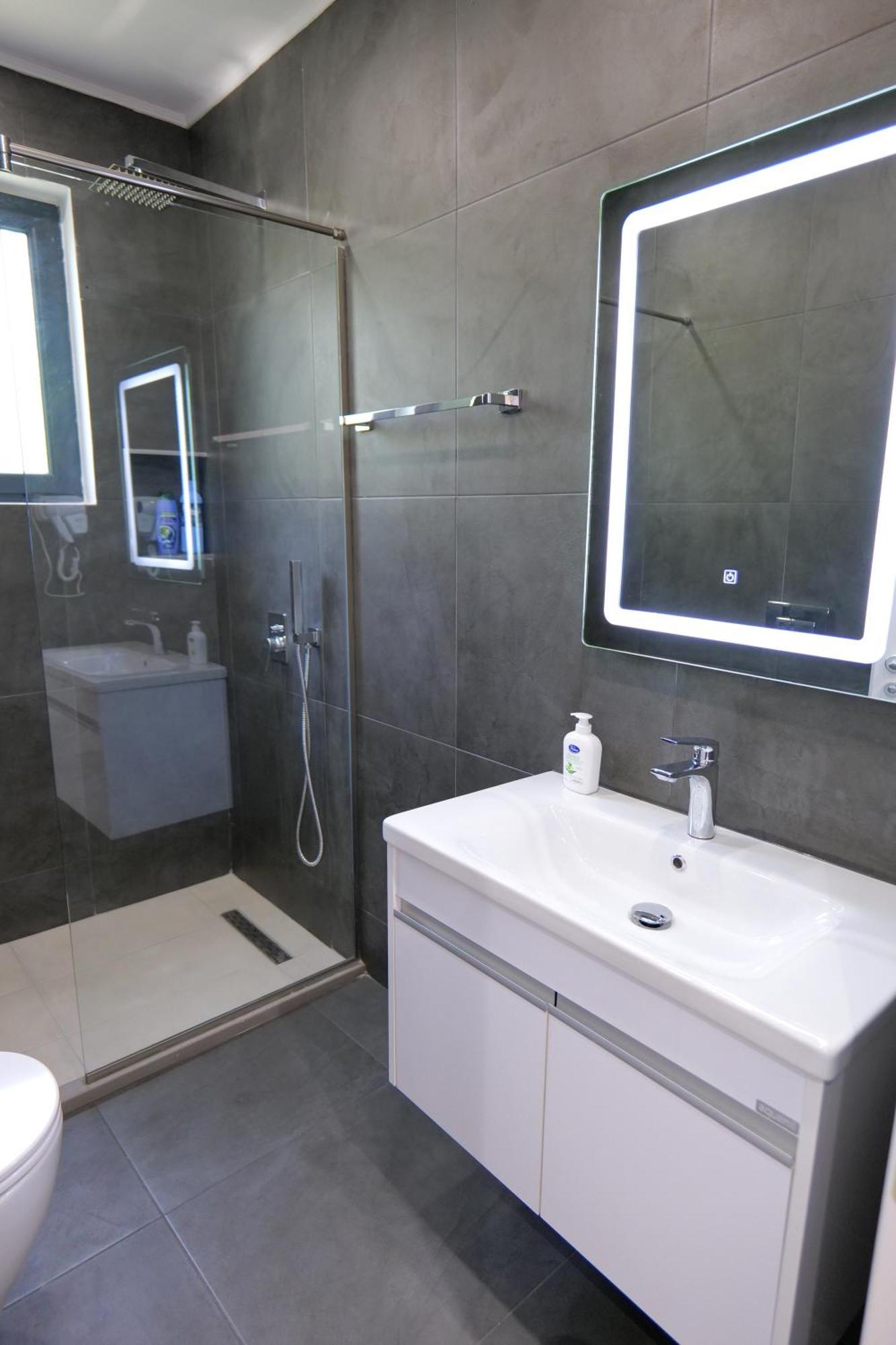 Hotel Celaj Vlorë Eksteriør bilde