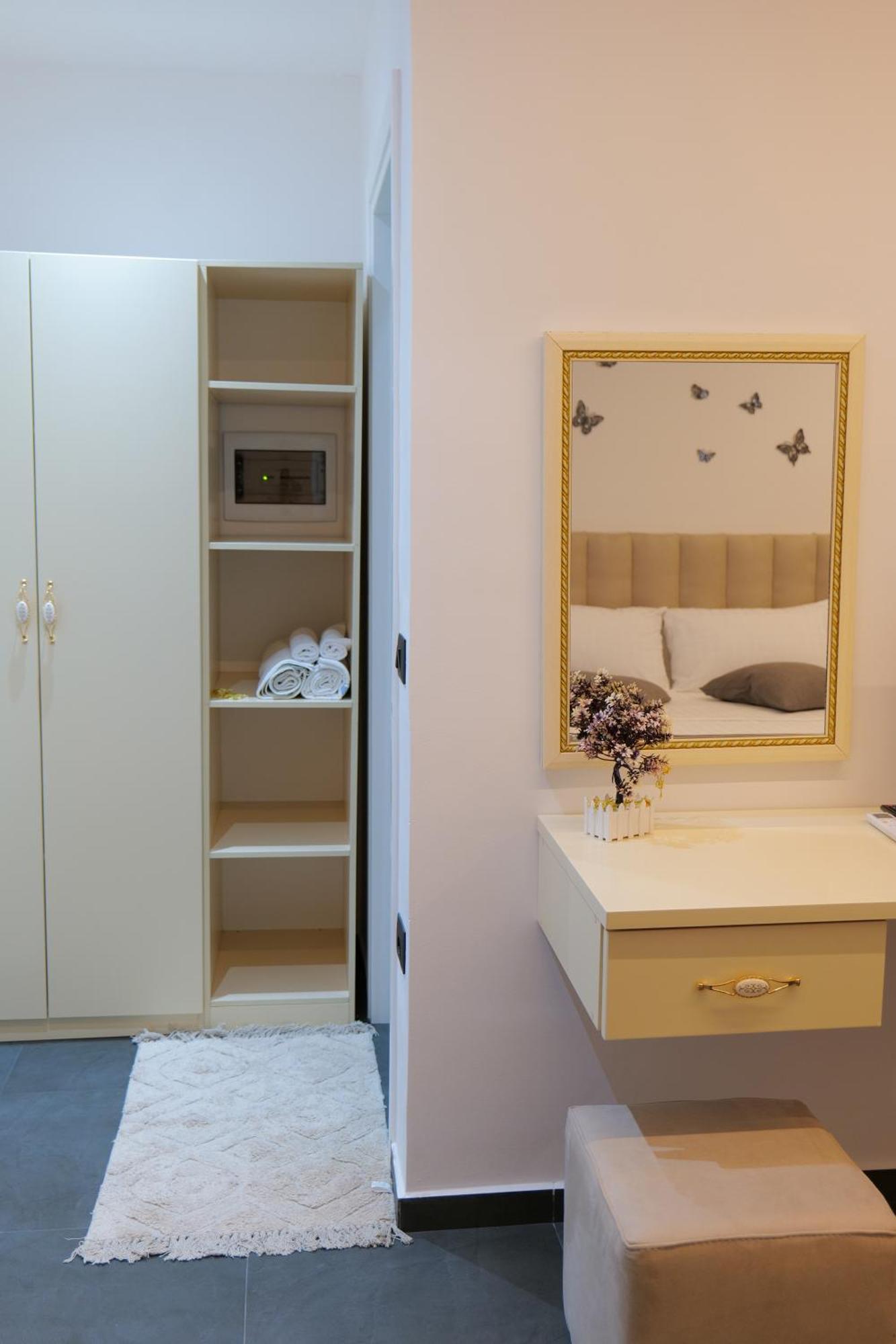 Hotel Celaj Vlorë Eksteriør bilde