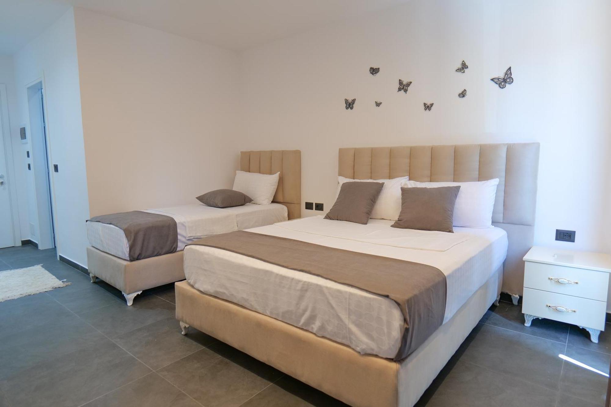 Hotel Celaj Vlorë Eksteriør bilde